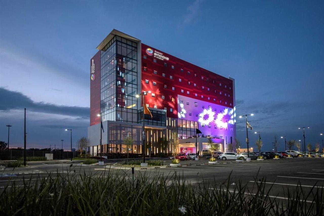 Ramada Encore By Wyndham Пуэбла Экстерьер фото