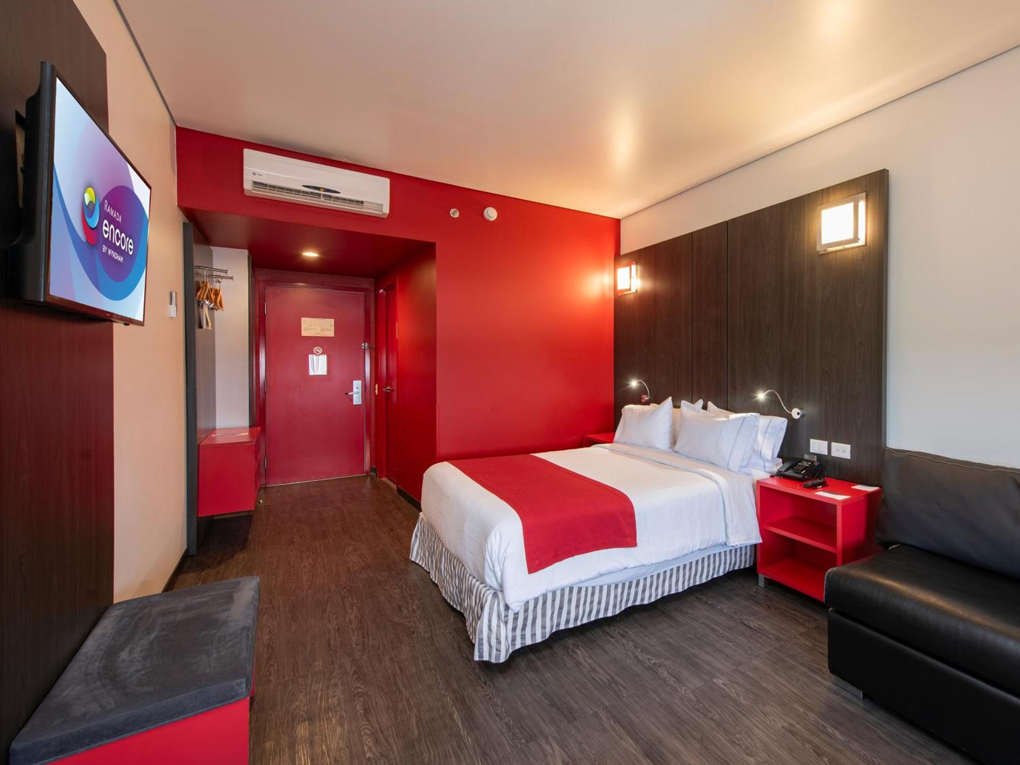 Ramada Encore By Wyndham Пуэбла Экстерьер фото