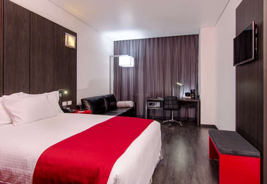 Ramada Encore By Wyndham Пуэбла Номер фото